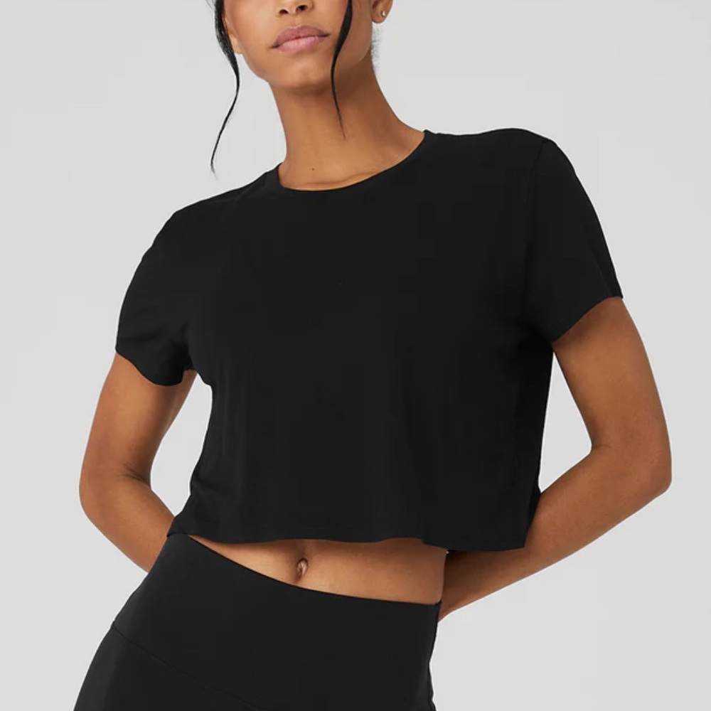 Aritzia TNA Oversized XS Black Crewneck Cropped T-Shirt